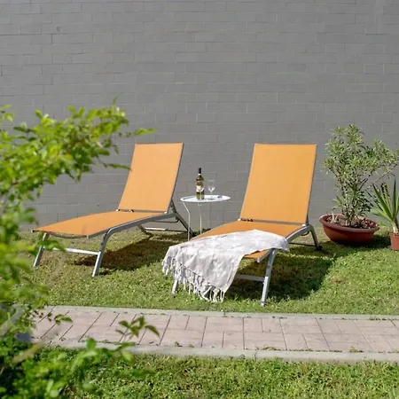 Casa In Centro Con Ampio Giardino