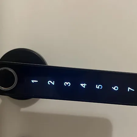 Casa In Centro Con Ampio Giardino *