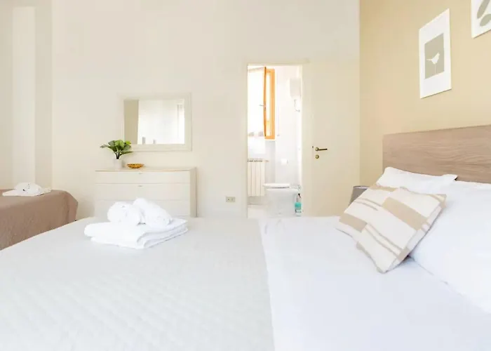 Casa In Centro Con Ampio Giardino *