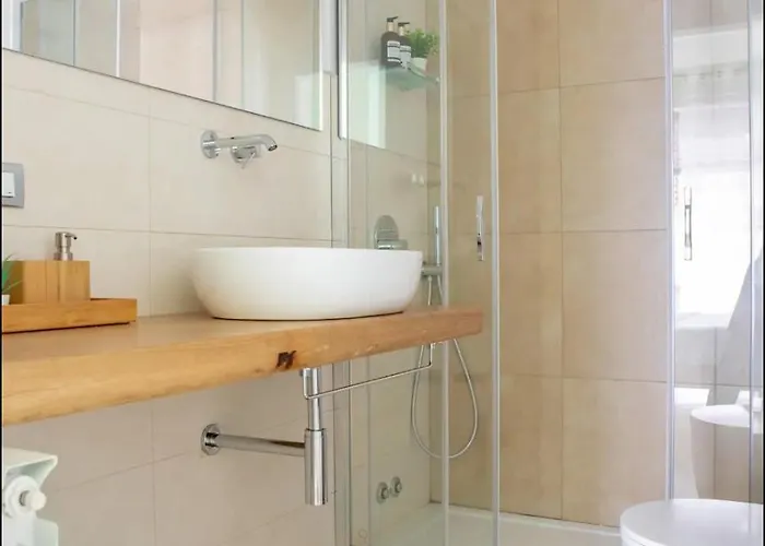 Casa In Centro Con Ampio Giardino Vakantiehuis Pescara