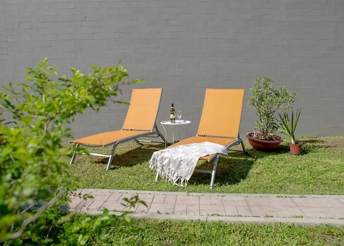 Casa In Centro Con Ampio Giardino