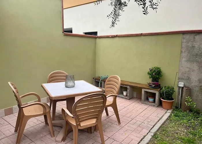 Casa In Centro Con Ampio Giardino Tatil Evi *